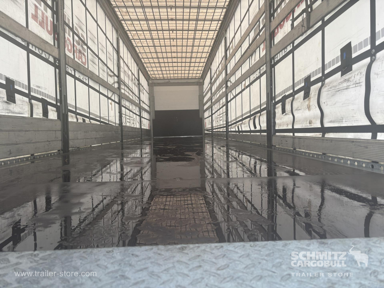 Schmitz Cargobull Curtainsider Standard 