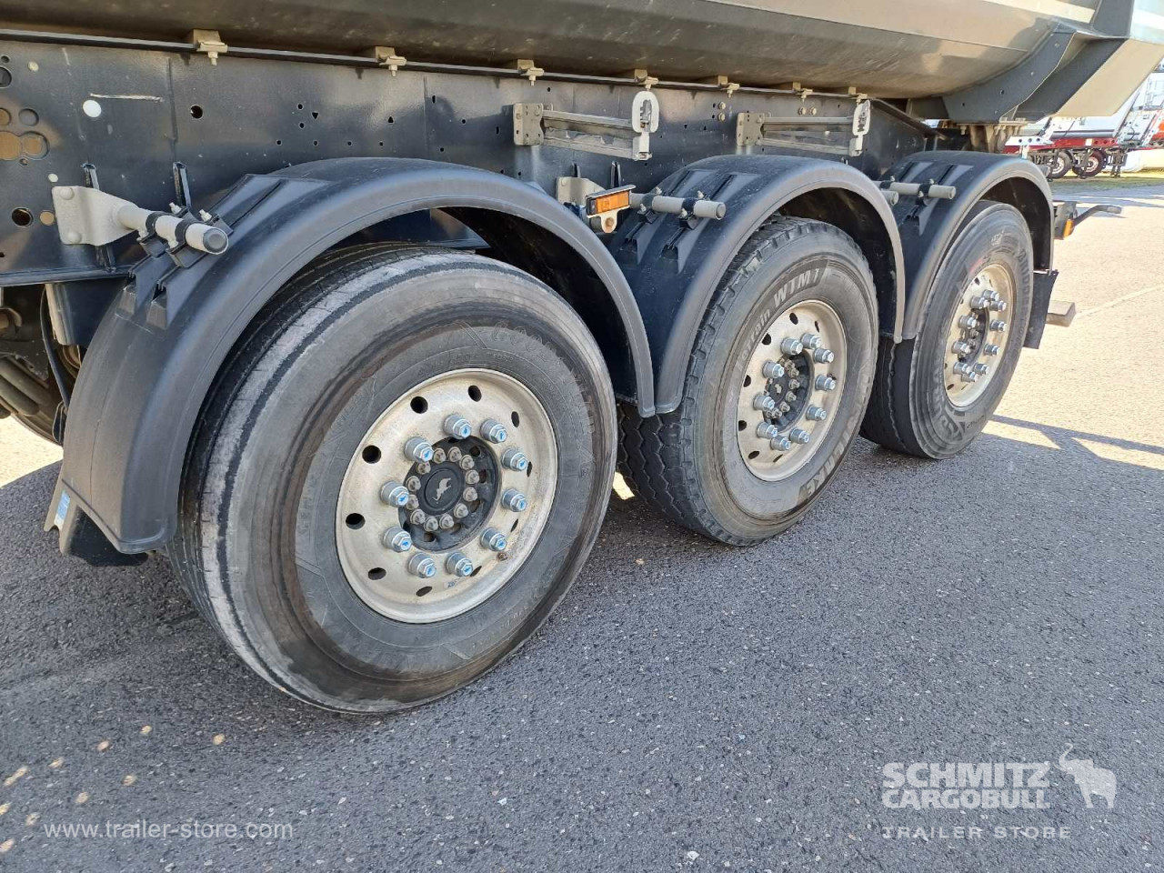 Schmitz Cargobull Kipper Stahlrundmulde 24m³ 