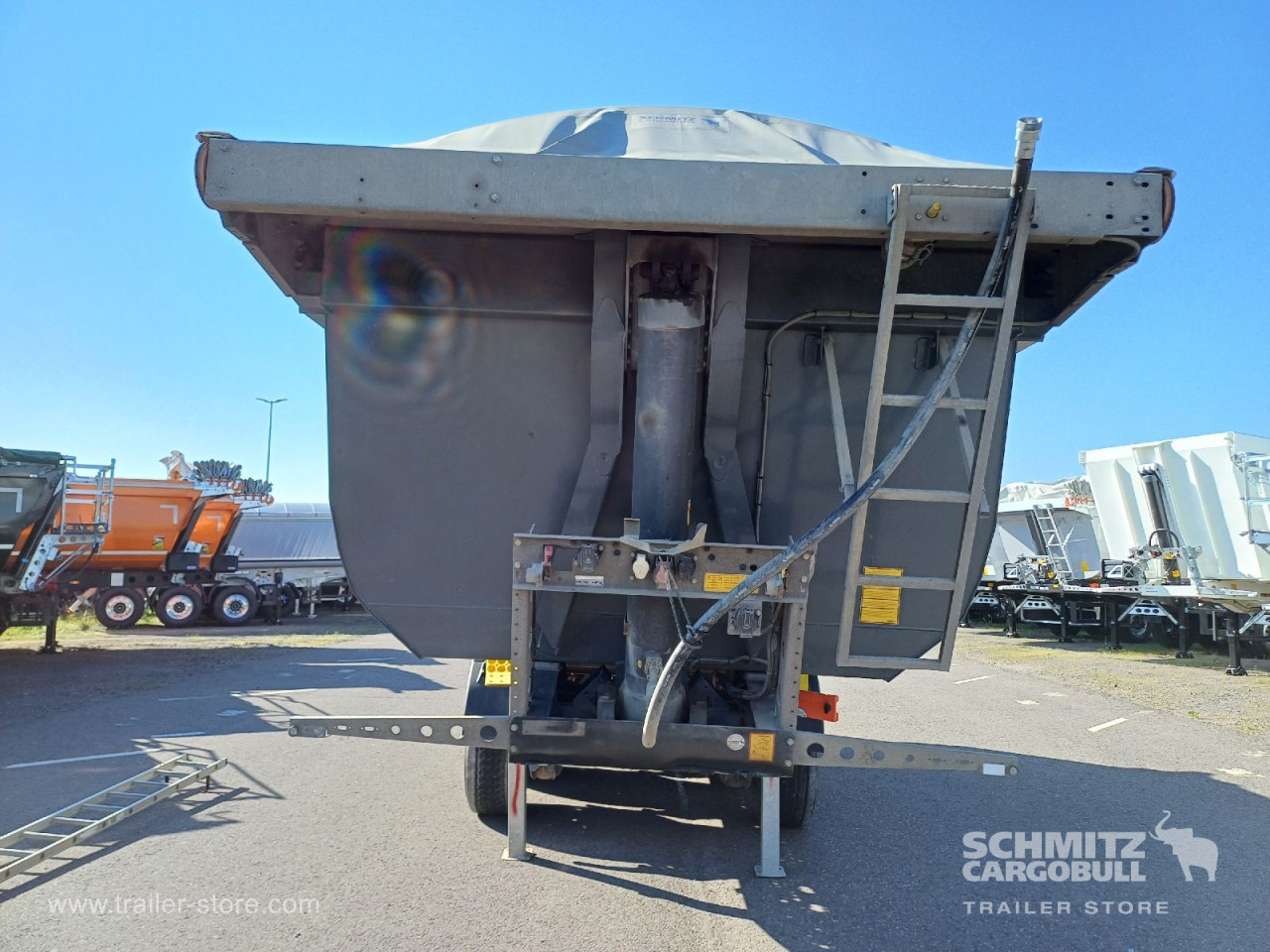 Schmitz Cargobull Kipper Stahlrundmulde 24m³ 