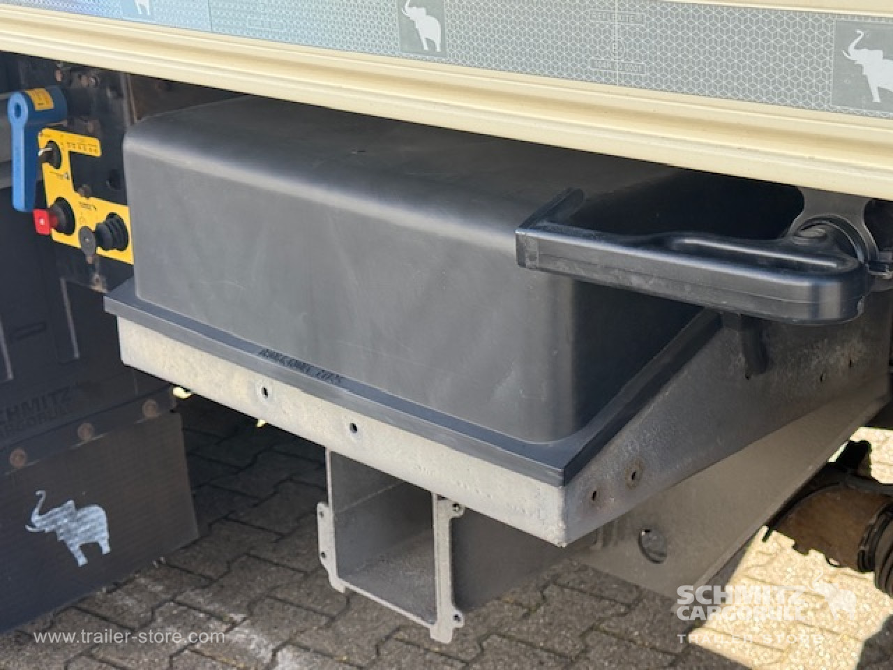 Schmitz Cargobull Oplegger Vries Multitemp Taillift 