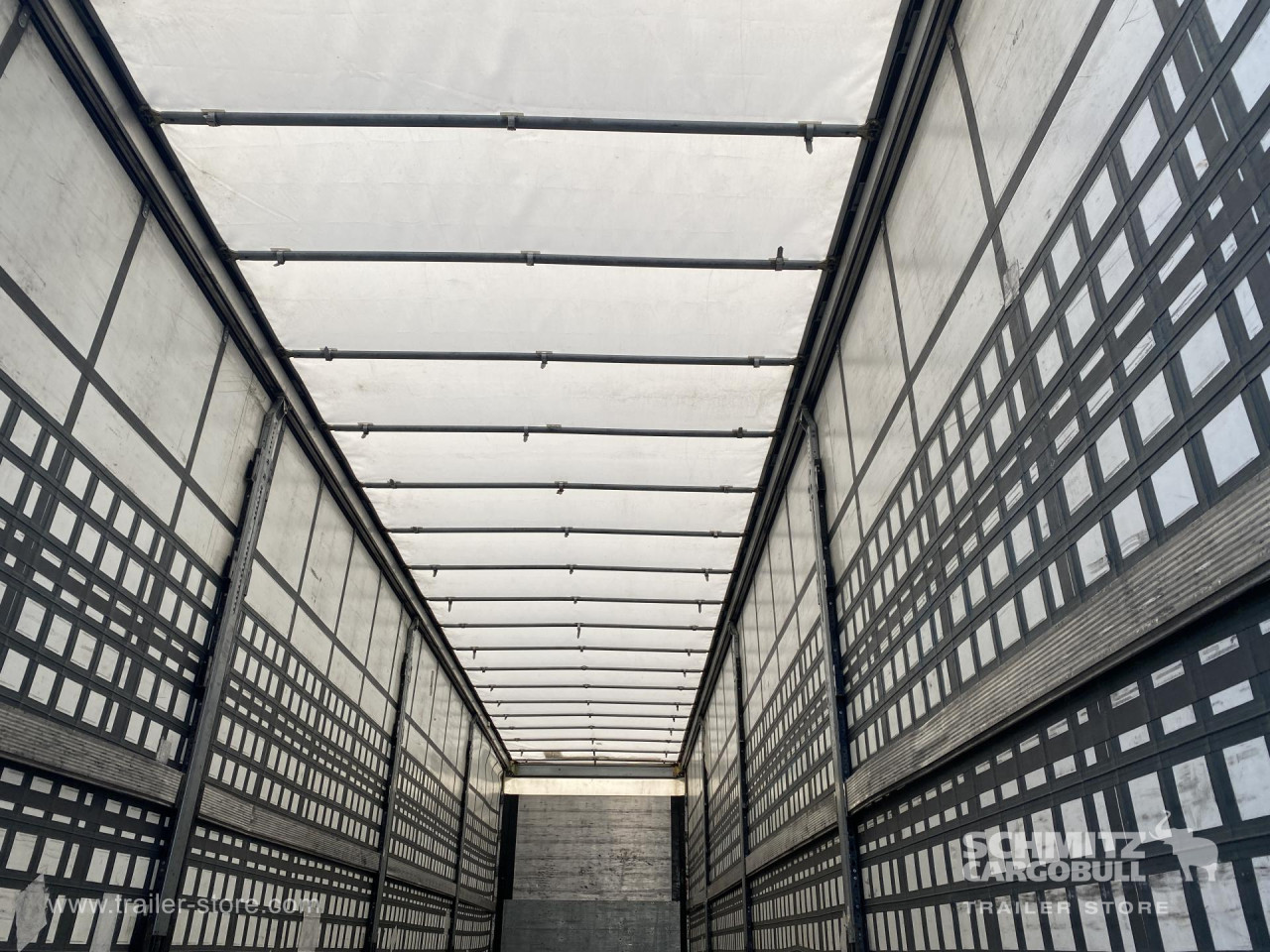 Schmitz Cargobull Semitrailer Curtainsider Standard 