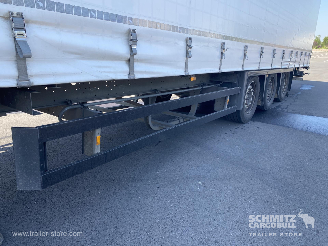 Schmitz Cargobull Semitrailer Curtainsider Mega 