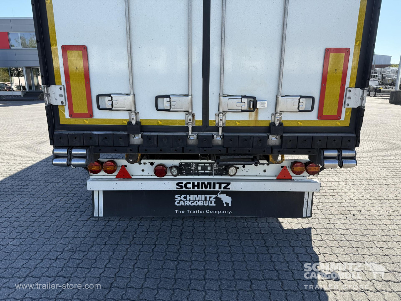 Schmitz Cargobull Tiefkühler Multitemp Doppelstock Trennwand 