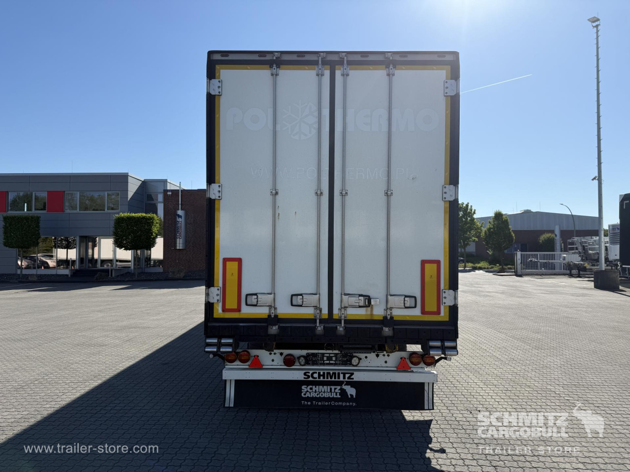 Schmitz Cargobull Tiefkühler Multitemp Doppelstock Trennwand 