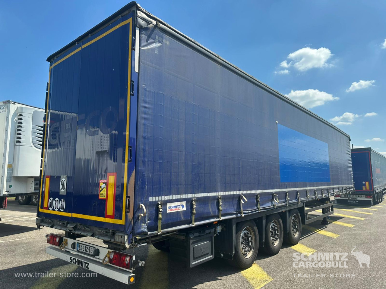 Schmitz Cargobull Semitrailer Curtainsider Mega 
