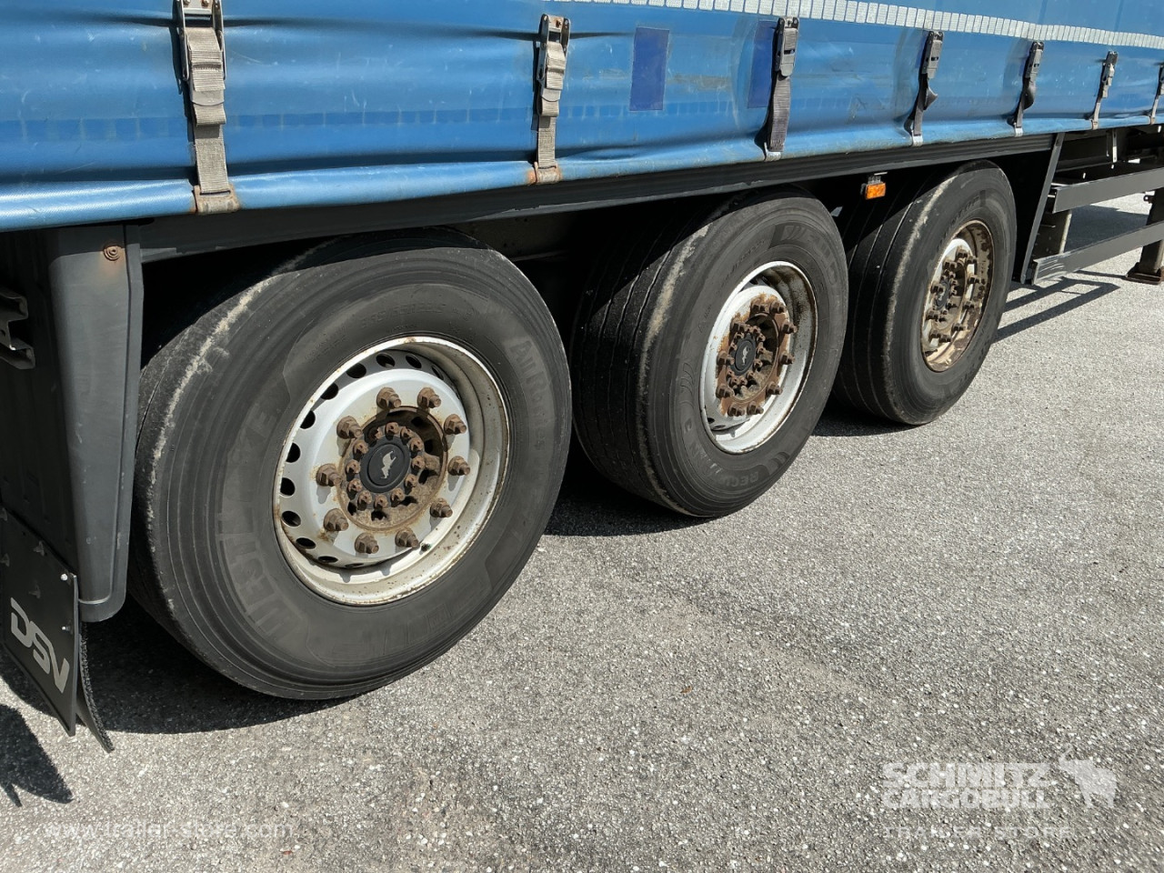 Schmitz Cargobull Curtainsider Standard 