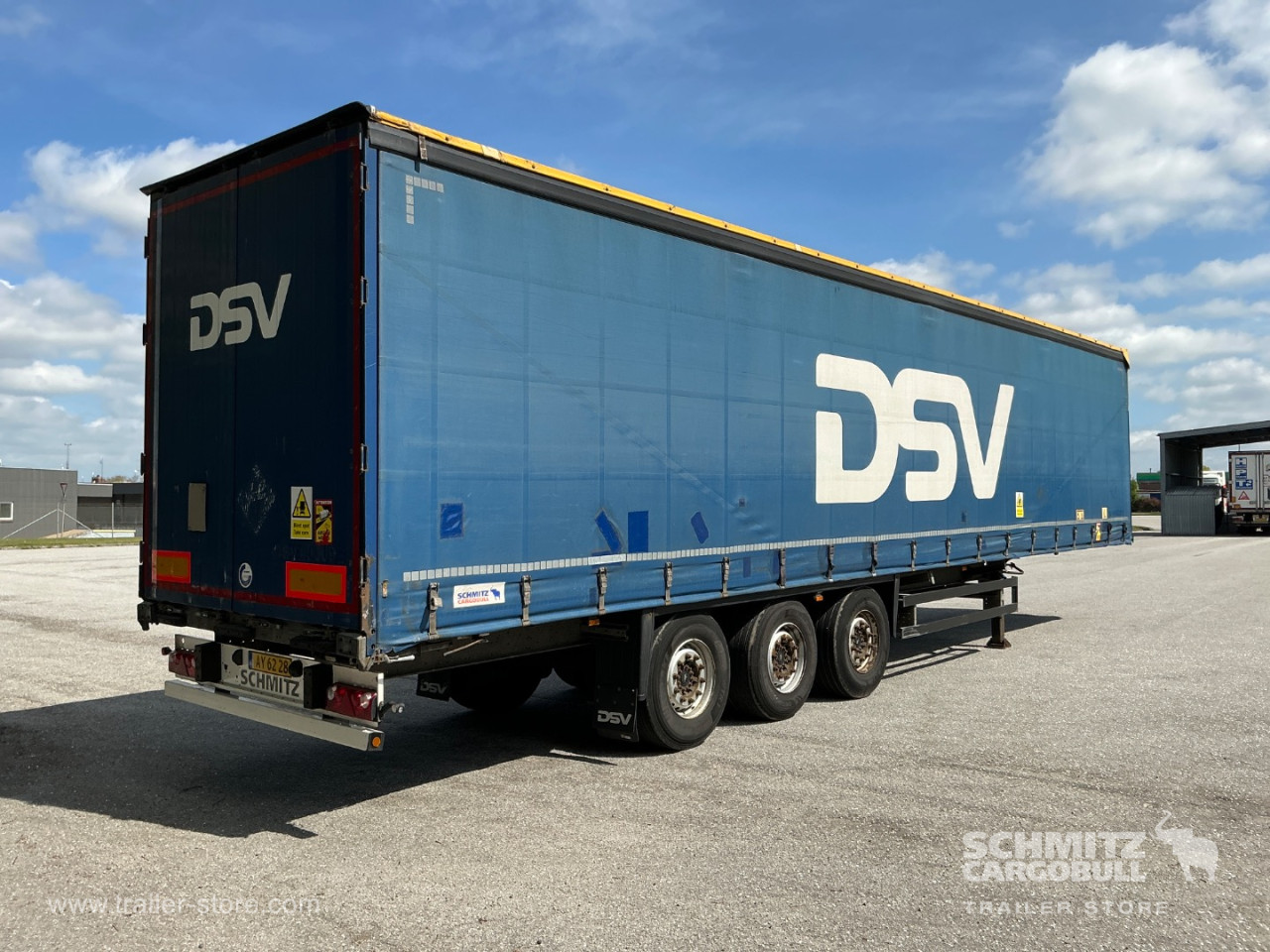 Schmitz Cargobull Curtainsider Standard 