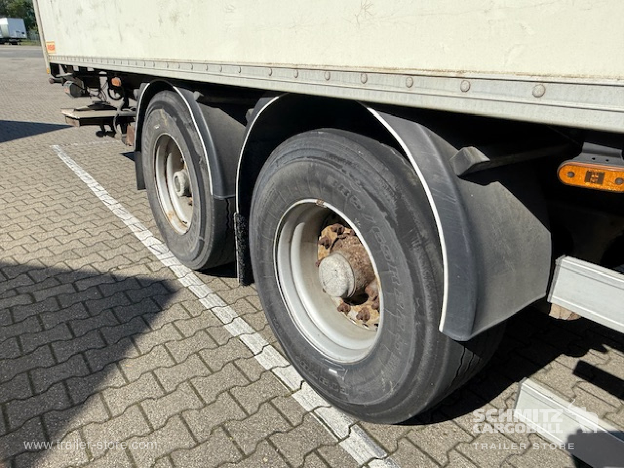 FRUEHAUF Oplegger Kasten Standard 