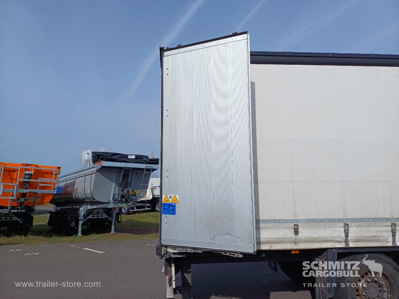 Schmitz Cargobull Curtainsider Standard 