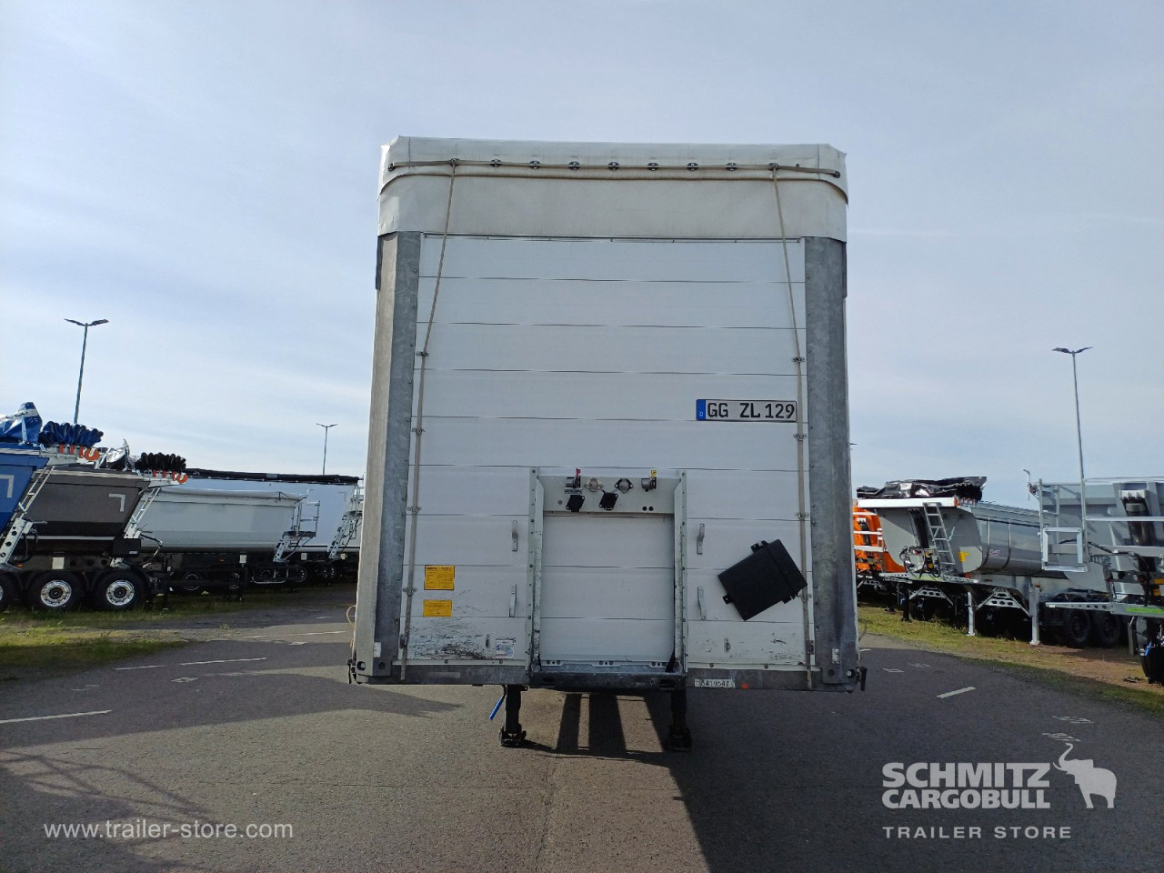 Schmitz Cargobull Curtainsider Standard 