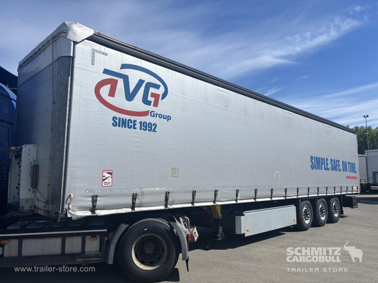 Schmitz Cargobull Curtainsider Standard 