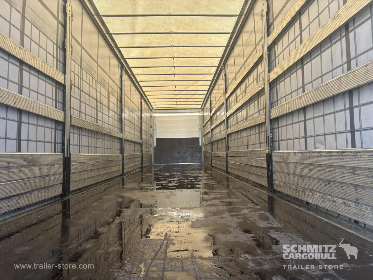 Schmitz Cargobull Curtainsider Standard 