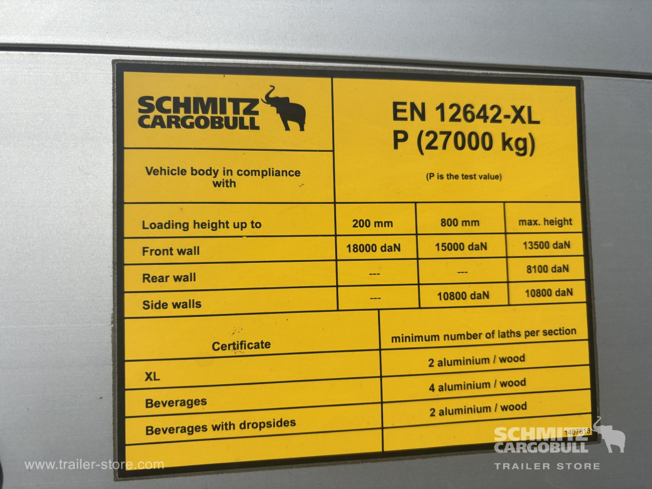 Schmitz Cargobull Curtainsider Standard 
