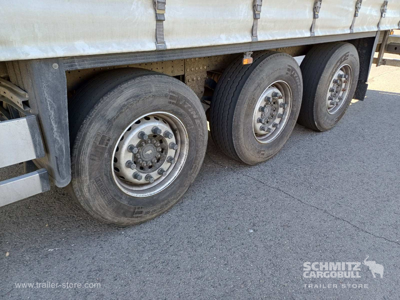 Schmitz Cargobull Curtainsider Standard 