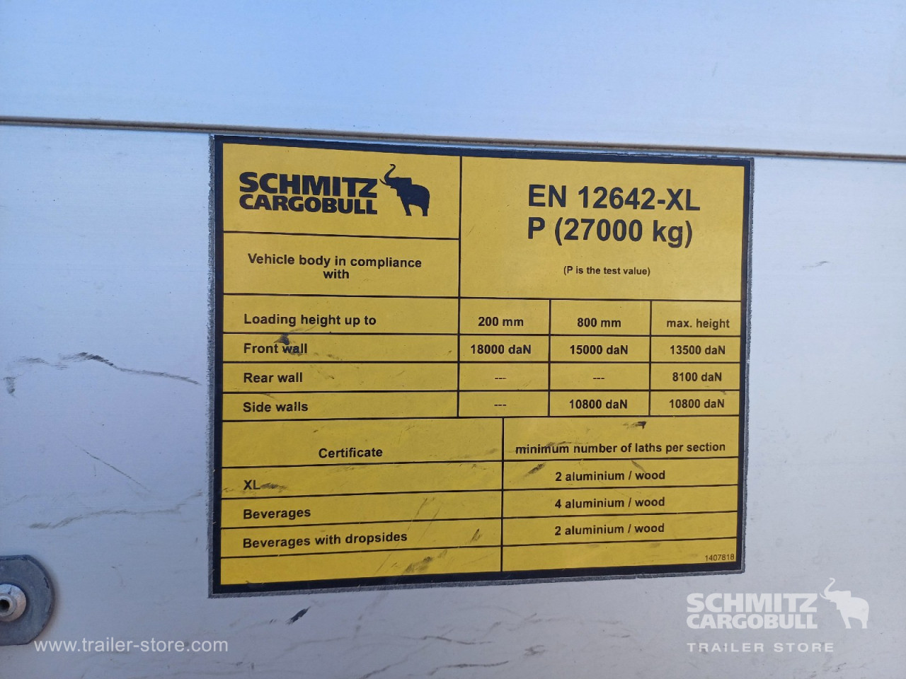 Schmitz Cargobull Curtainsider Standard 