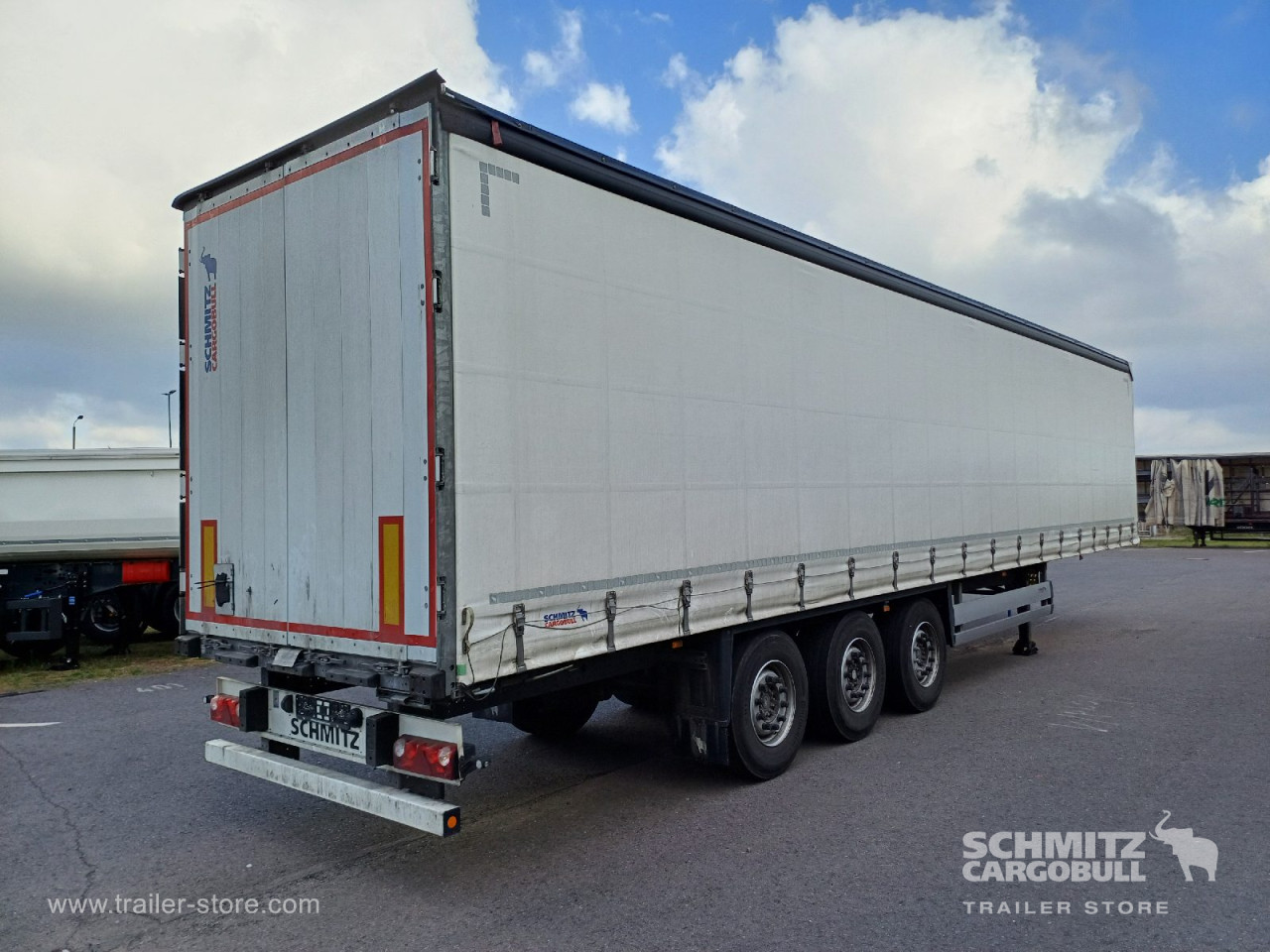 Schmitz Cargobull Curtainsider Standard 