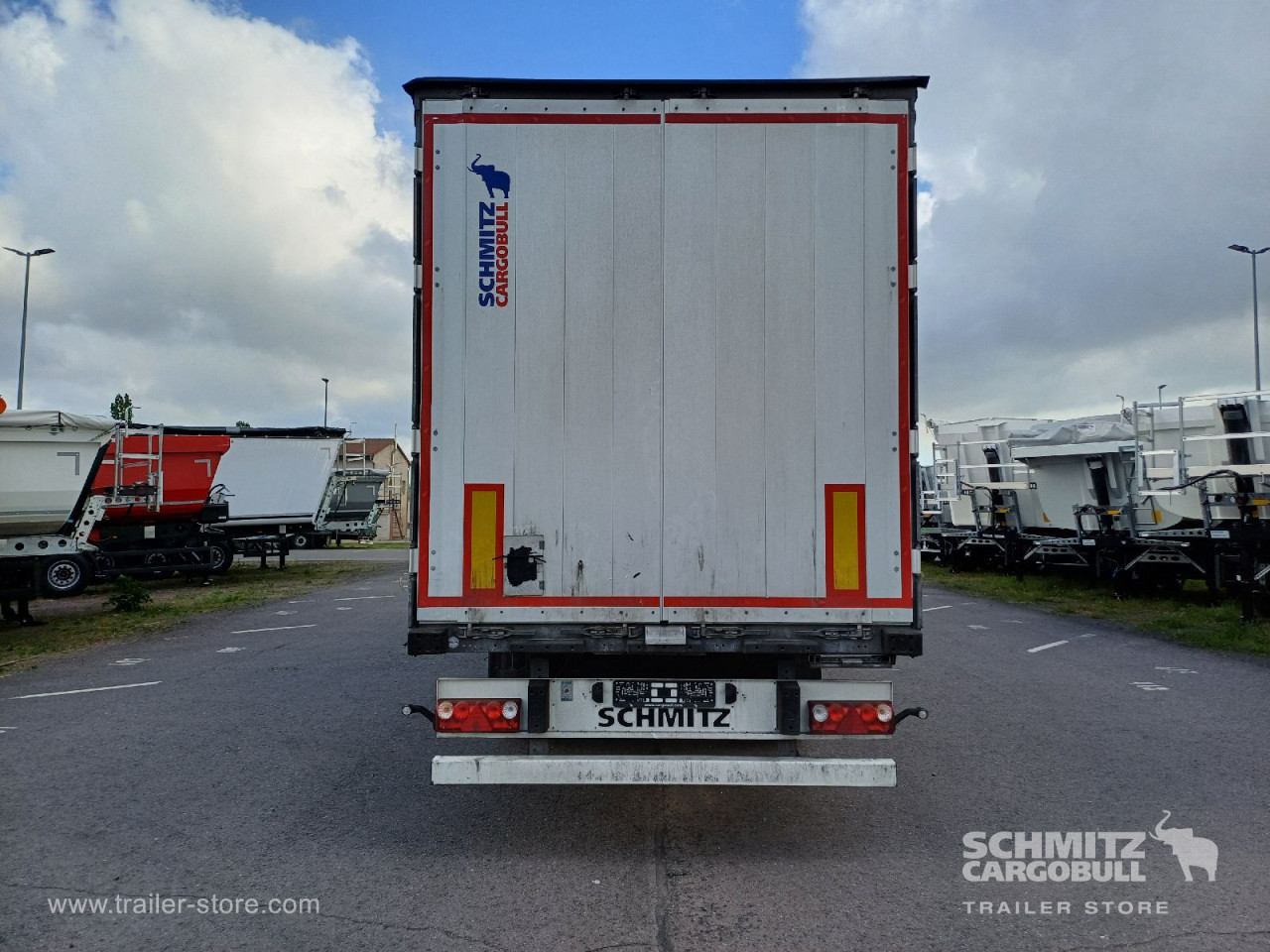 Schmitz Cargobull Curtainsider Standard 