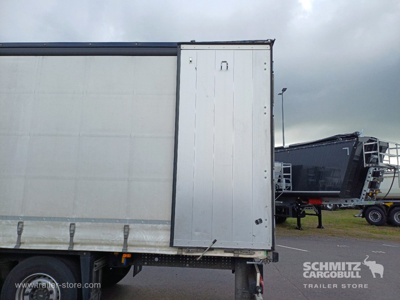 Schmitz Cargobull Curtainsider Standard 
