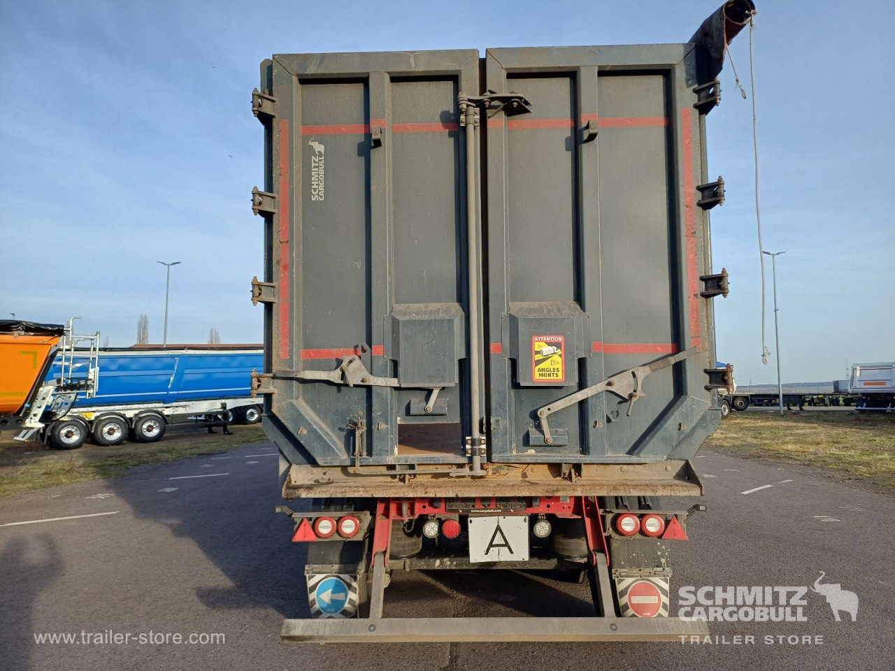 Schmitz Cargobull Kipper Stahlrundmulde 51m³ 