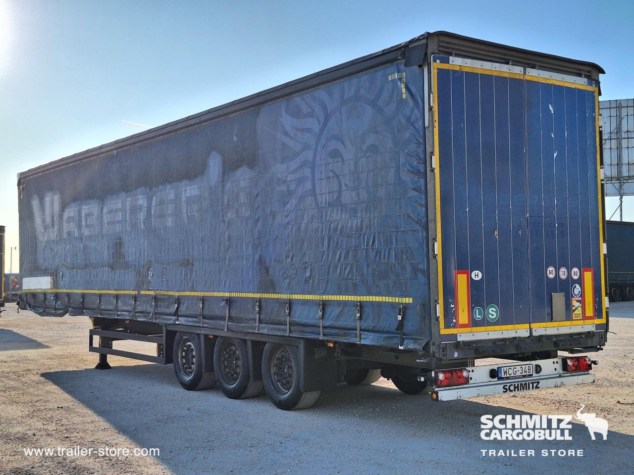 Schmitz Cargobull Curtainsider Mega 