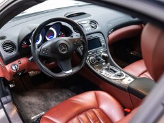 Mercedes Benz SL 63 AMG  Fiscale waarde € 22.000,- Dealer auto