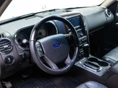 FORD Explorer  V8 Limited 7 sitzeuitvoering Btw auto,