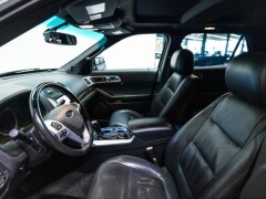 FORD Explorer  LIMITED 7 sitzeuitvoering 7 Persoonsuit