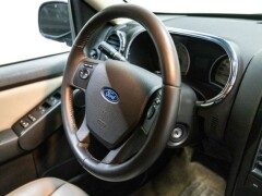 FORD Explorer  XLT 7 sitze Btw auto, Fiscale waarde €