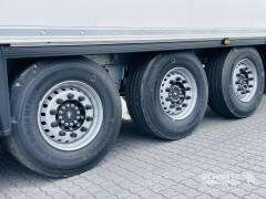 Schmitz Cargobull Tiefkühler Standard Doppelstock Trennwand 