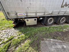 Schmitz Cargobull Curtainsider Varios 