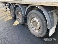 FRUEHAUF Semitrailer Dryfreight Standard Porte relevante 