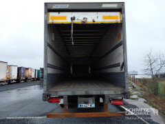 FRUEHAUF Semitrailer Dryfreight Standard Porte relevante 