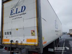 FRUEHAUF Semitrailer Dryfreight Standard Porte relevante 