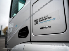 Mercedes Benz Standard tractor unit 