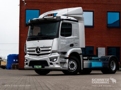 Mercedes Benz Standard tractor unit 