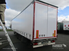 Schmitz Cargobull Semitrailer Curtainsider Mega 