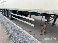 FRUEHAUF Semitrailer Dryfreight Standard Porte relevante 