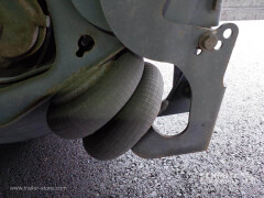 FRUEHAUF Semitrailer Dryfreight Standard Porte relevante 