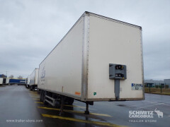 FRUEHAUF Semitrailer Dryfreight Standard Porte relevante 