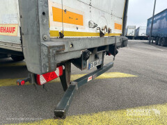 FRUEHAUF Semitrailer Dryfreight Standard Porte relevante 