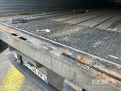 FRUEHAUF Semitrailer Dryfreight Standard Porte relevante 