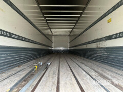 FRUEHAUF Semitrailer Dryfreight Standard Porte relevante 