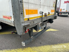 FRUEHAUF Semitrailer Dryfreight Standard Porte relevante 