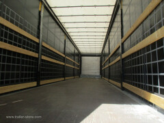 Schmitz Cargobull Semitrailer Curtainsider Standard Hayon 