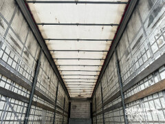 Schmitz Cargobull Semitrailer Curtainsider Mega 