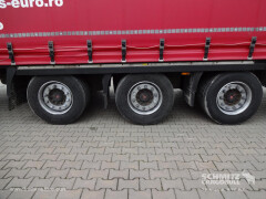 Krone Curtainsider Mega 