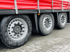 Schmitz Cargobull Curtainsider Mega 