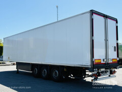 Schmitz Cargobull Tiefkühler Multitemp Doppelstock Trennwand 