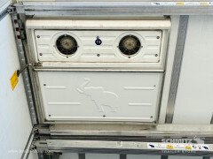 Schmitz Cargobull Tiefkühler Multitemp Doppelstock Trennwand 