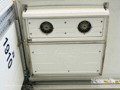 Schmitz Cargobull Tiefkühler Multitemp Doppelstock Trennwand 